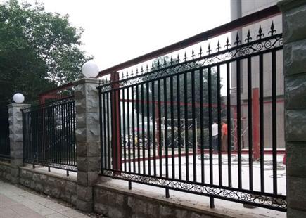 铁艺护栏