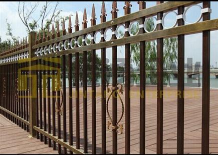 高端氟碳漆锌钢护栏