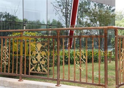 高端氟碳漆锌钢护栏