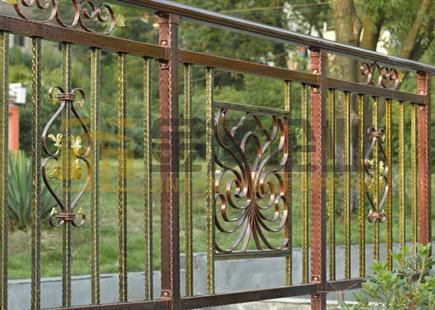 高端氟碳漆锌钢护栏