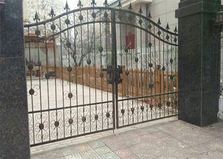铁艺大门