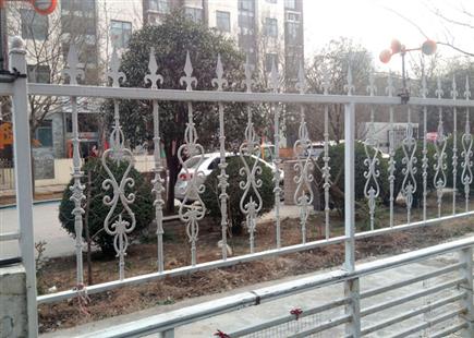 铁艺护栏