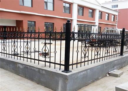 铁艺护栏